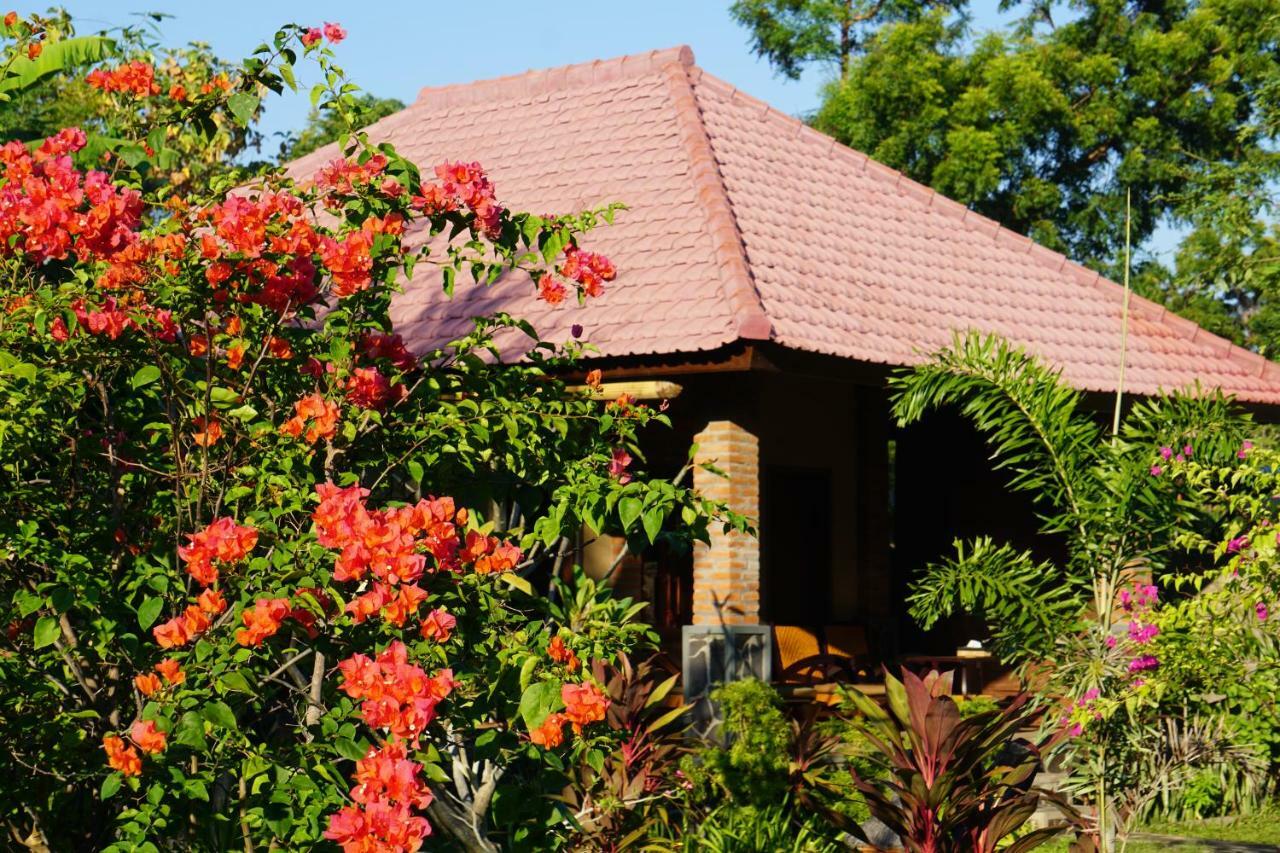 ホテル Tegal Sari, Pemuteran- North Bali エクステリア 写真